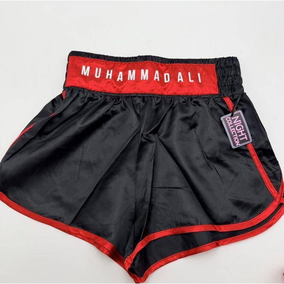 Muhammad Ali Boxing Set Womens Small Red Black Satin Shorts Crop Top NWT - Picture 4 of 7